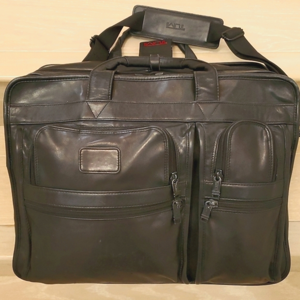 Tumi Alpha 3 Deluxe Large Expandable Organizer Laptop Briefcase